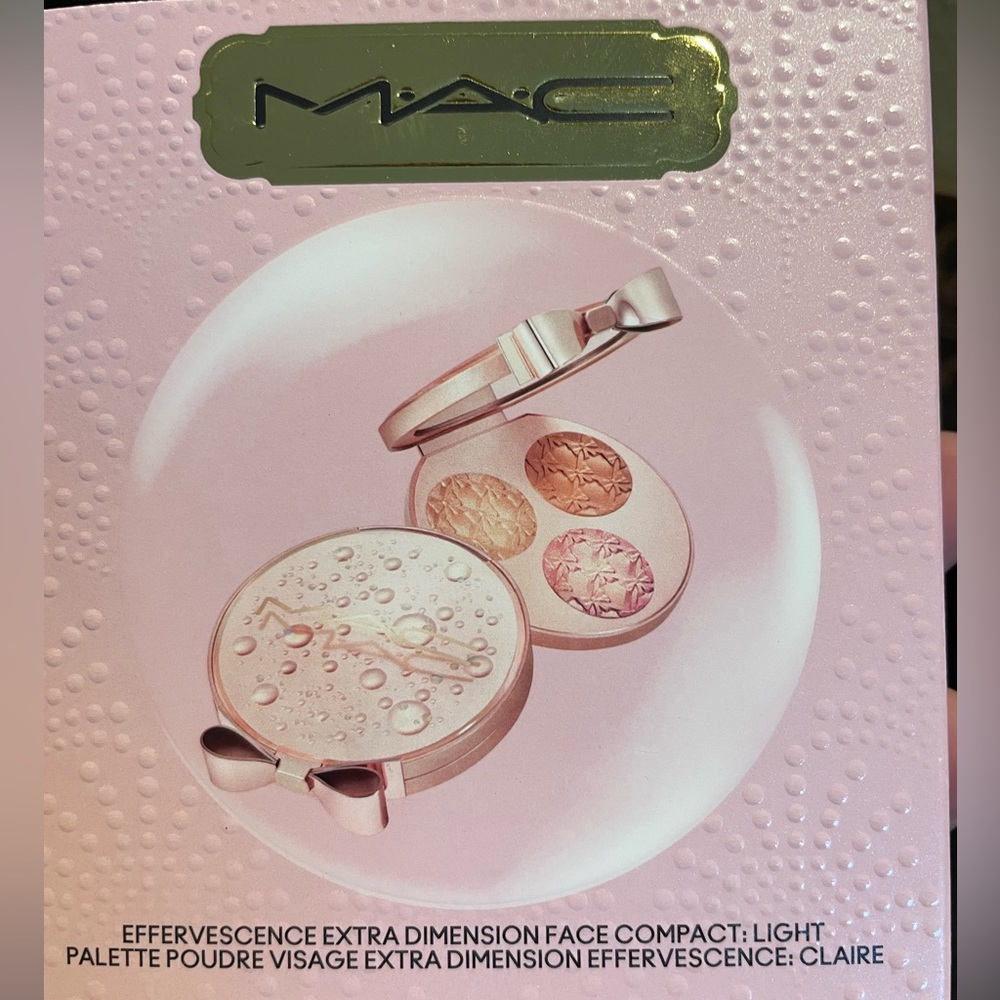 NEW, MAC Cosmetics Effervescent Face Compact, Blush & Bronzer, Light